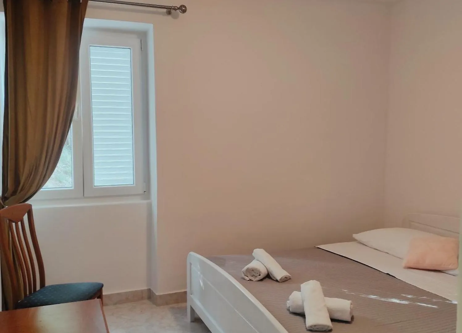 Apartman Daniel With Free Parking Mundanije 0*,