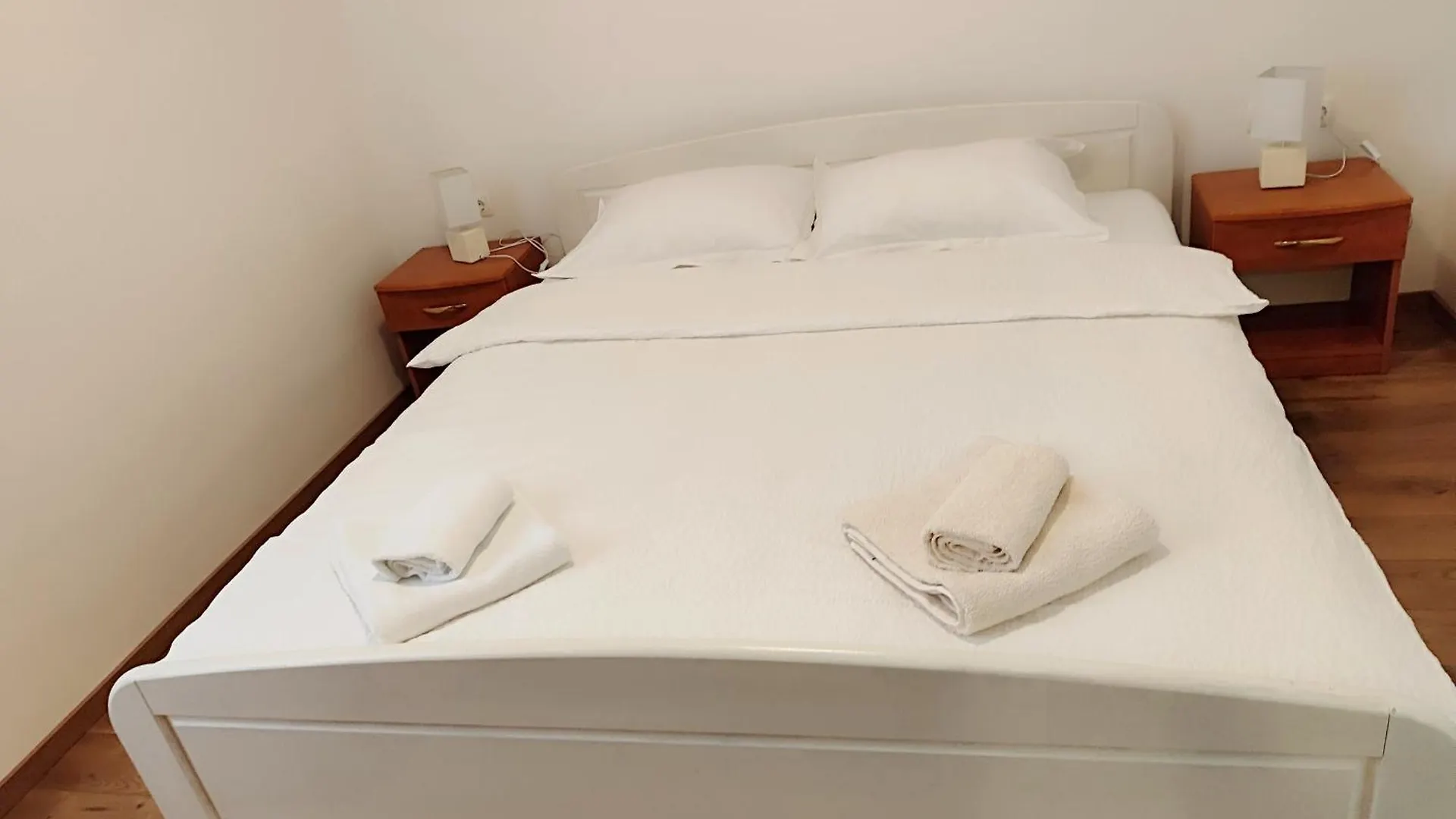Apartman Daniel With Free Parking Mundanije Apartment