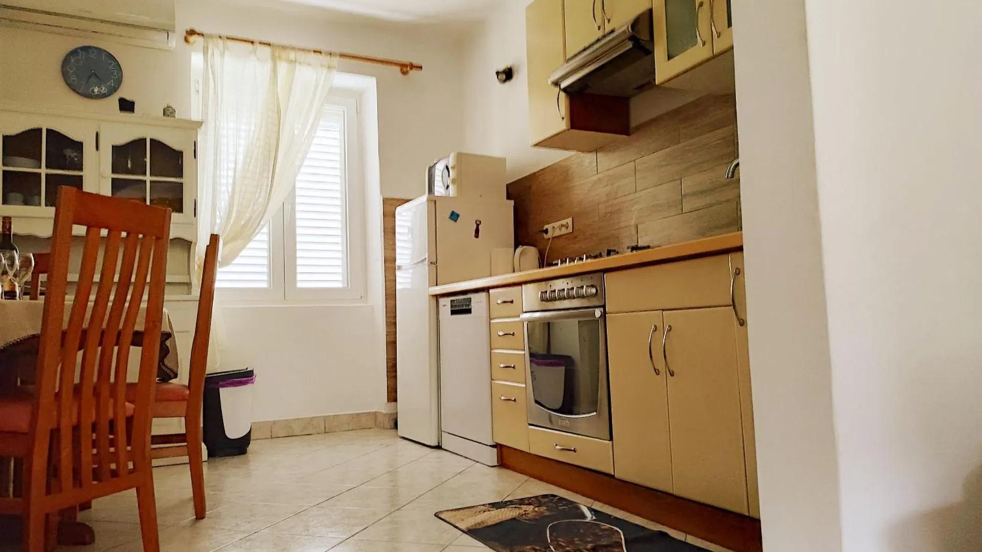 Apartman Daniel With Free Parking Mundanije Apartment