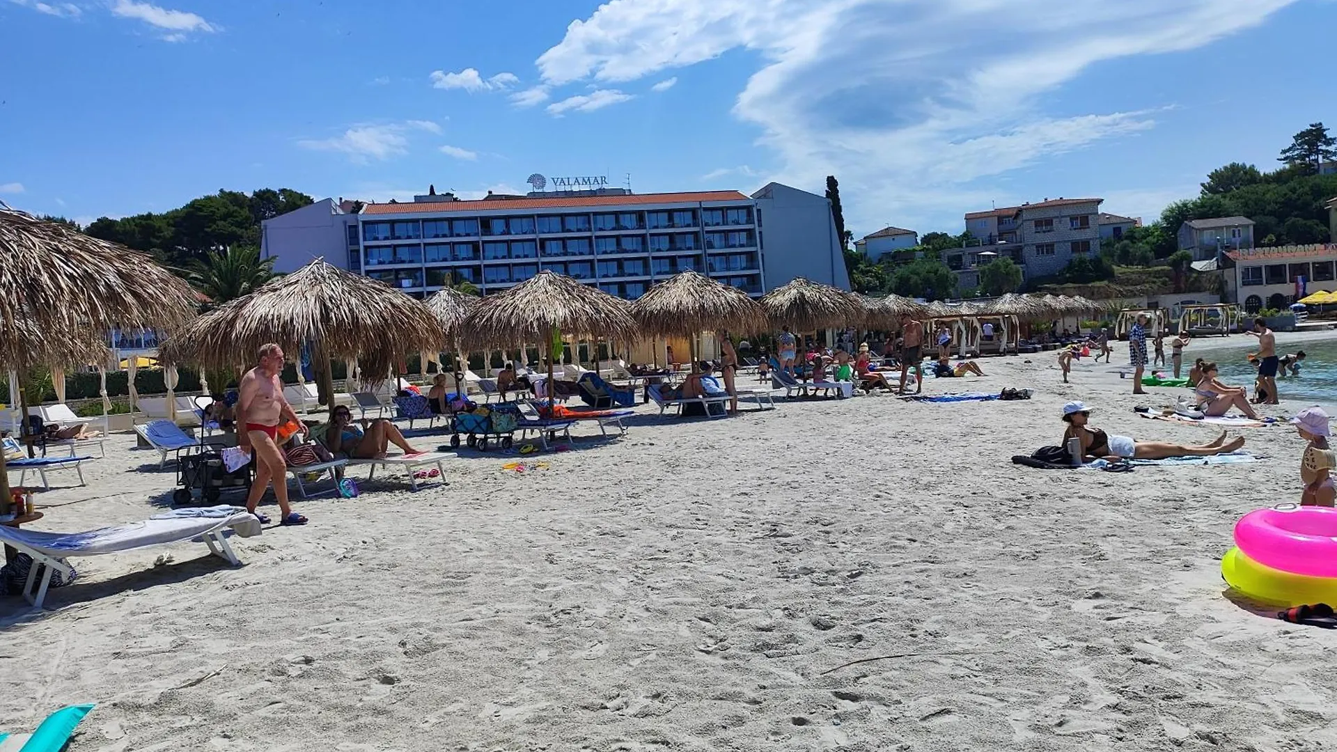 Apartman Daniel With Free Parking Mundanije Croatia